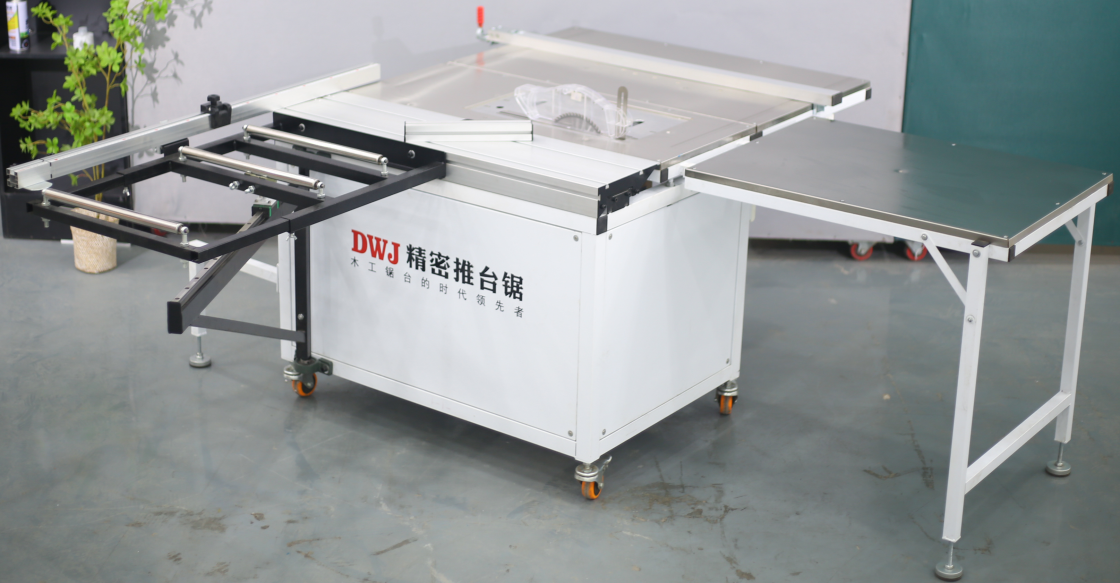 Mini edge banding machine with dust-free saw table for precise woodworking.